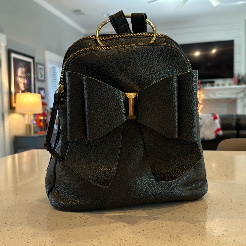 JULIA BOWTIE BACKPACK